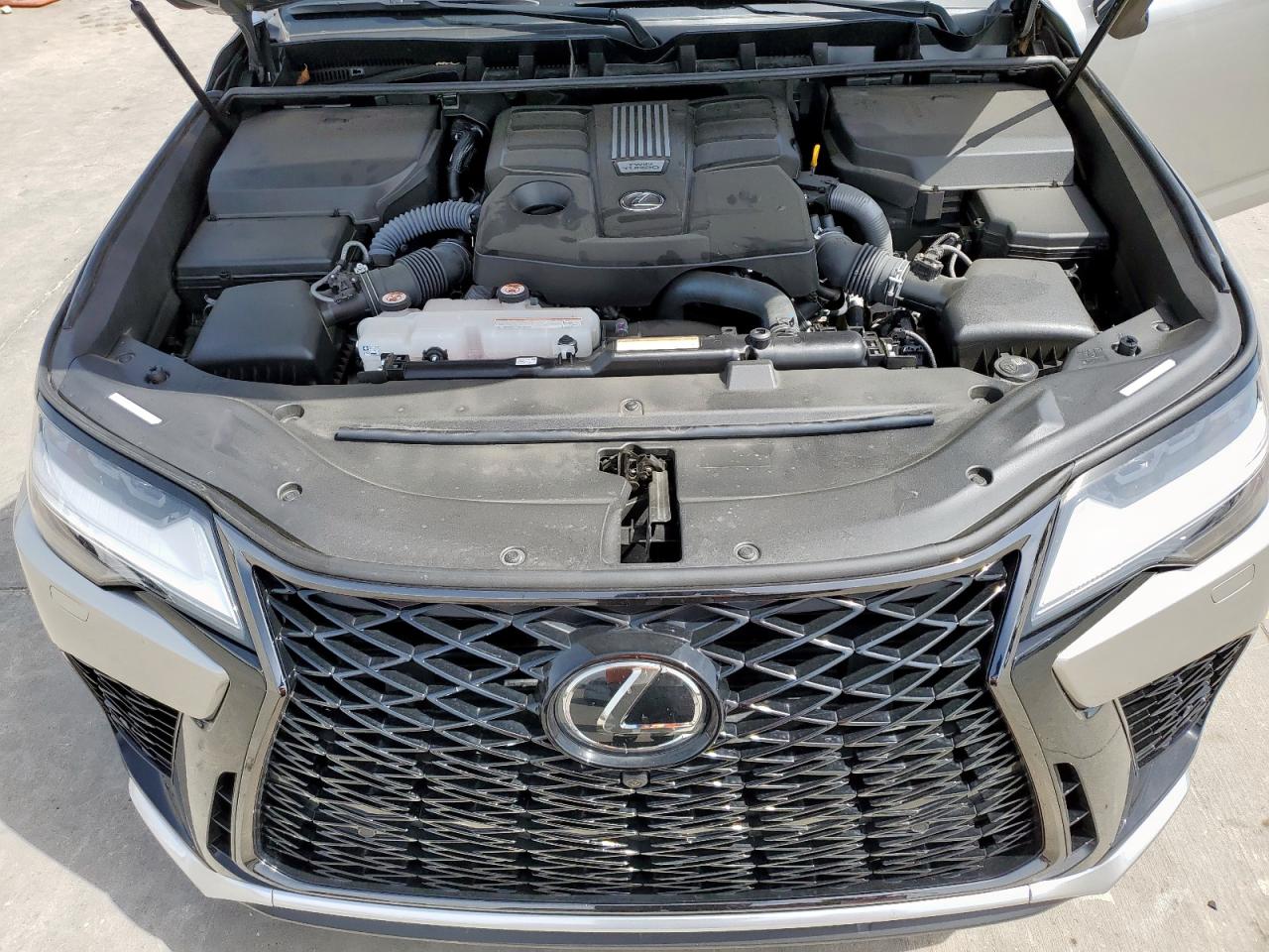 2023 Lexus Lx 600 Base VIN: JTJMB7CX3P4031126 Lot: 57044555