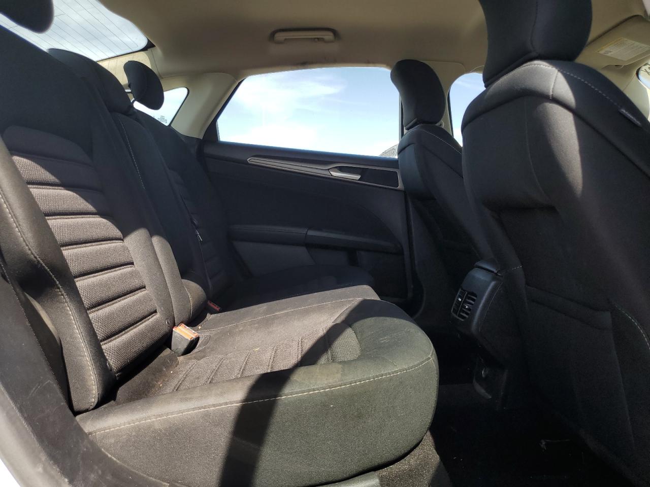 2019 Ford Fusion Se VIN: 3FA6P0LU5KR124875 Lot: 57157095