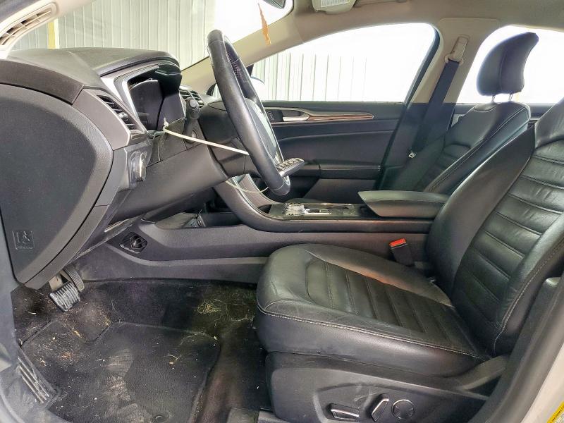 Седаны FORD FUSION 2017 Белый