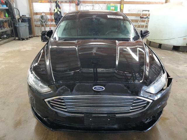 FORD FUSION 2018 Czarny