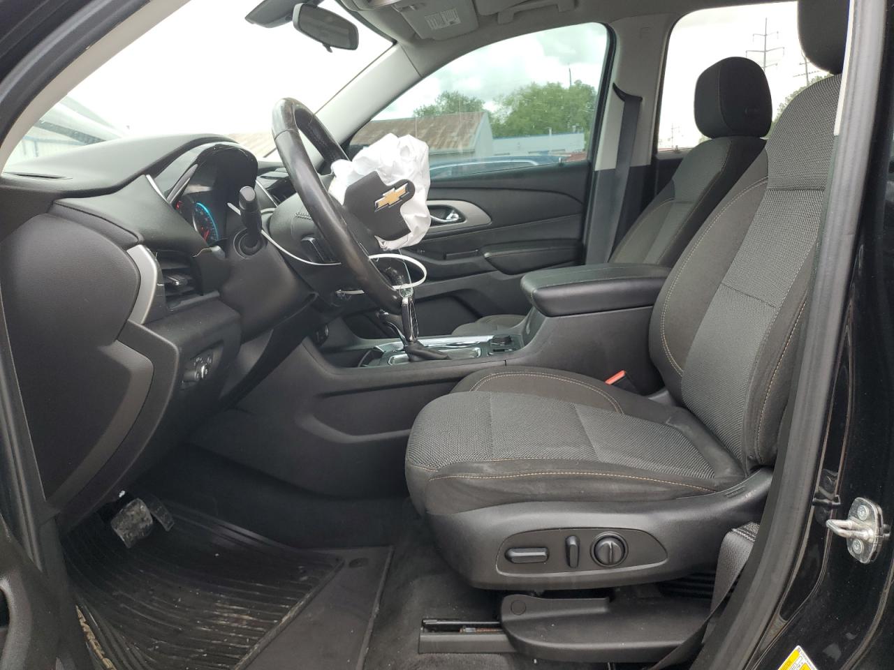 2018 Chevrolet Traverse Lt VIN: 1GNERGKW4JJ251127 Lot: 56990255