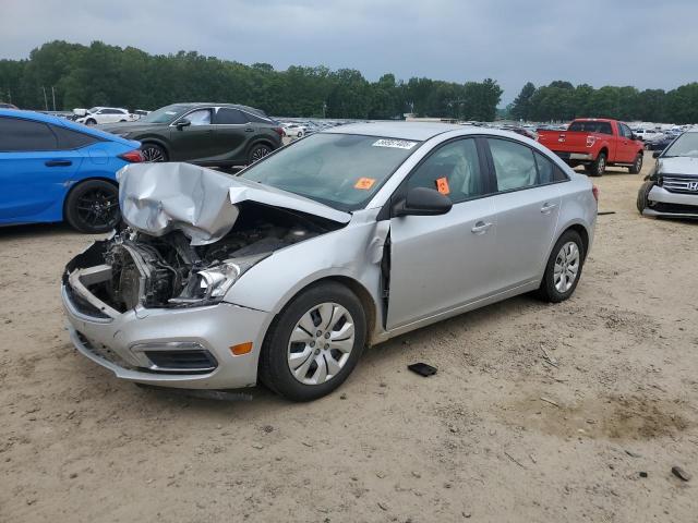 Sedans CHEVROLET CRUZE 2015 Srebrny