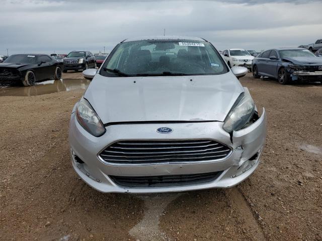 Седани FORD FIESTA 2016 Сріблястий