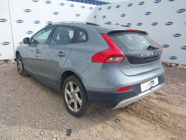 2014 VOLVO V40 CROSS