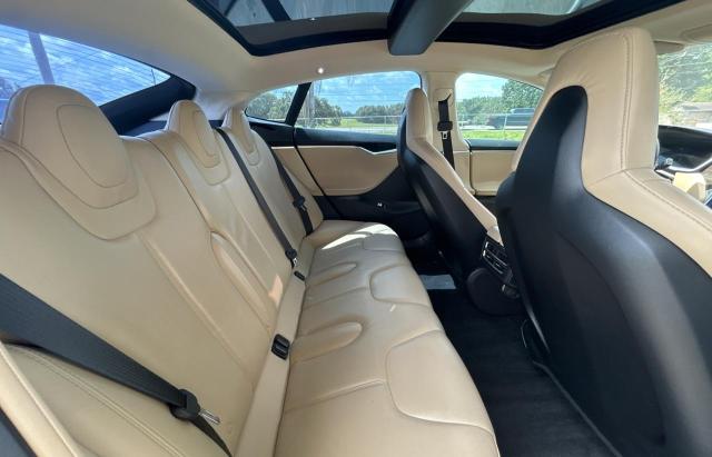 Hatchbacks TESLA MODEL S 2014 Zielony