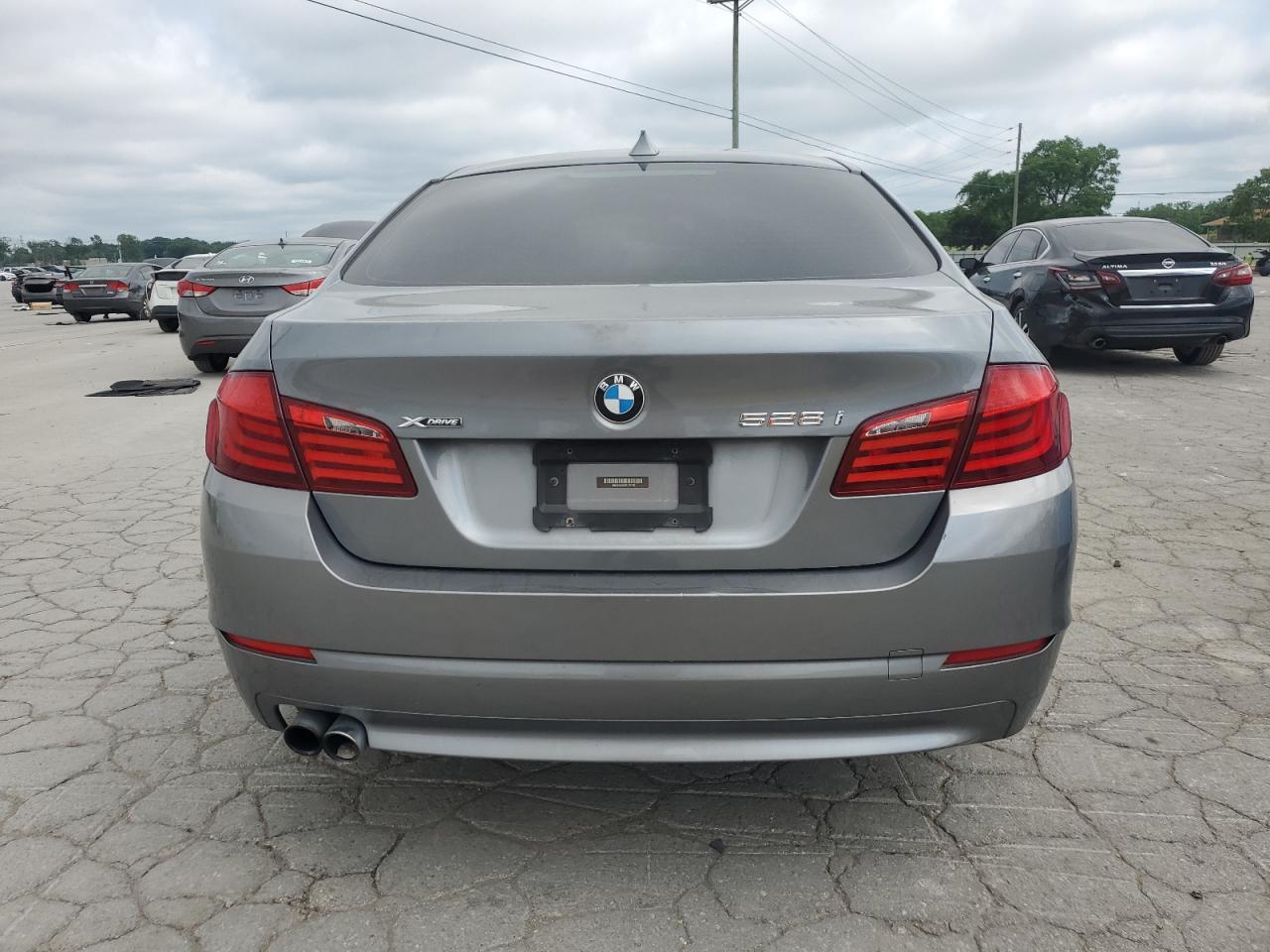 2013 BMW 528 Xi VIN: WBAXH5C52DD107185 Lot: 56582315