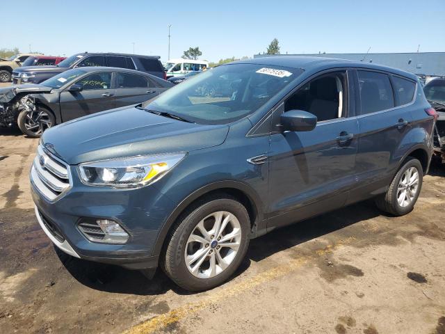  FORD ESCAPE 2019 Granatowy