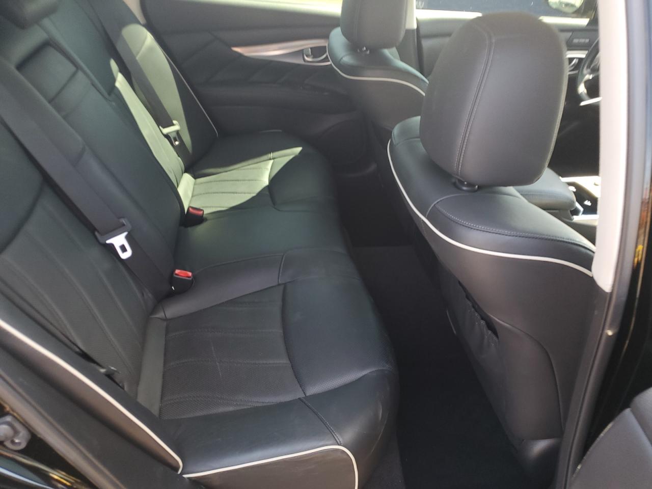 2016 Infiniti Q70 3.7 VIN: JN1BY1AR4GM270259 Lot: 56456805