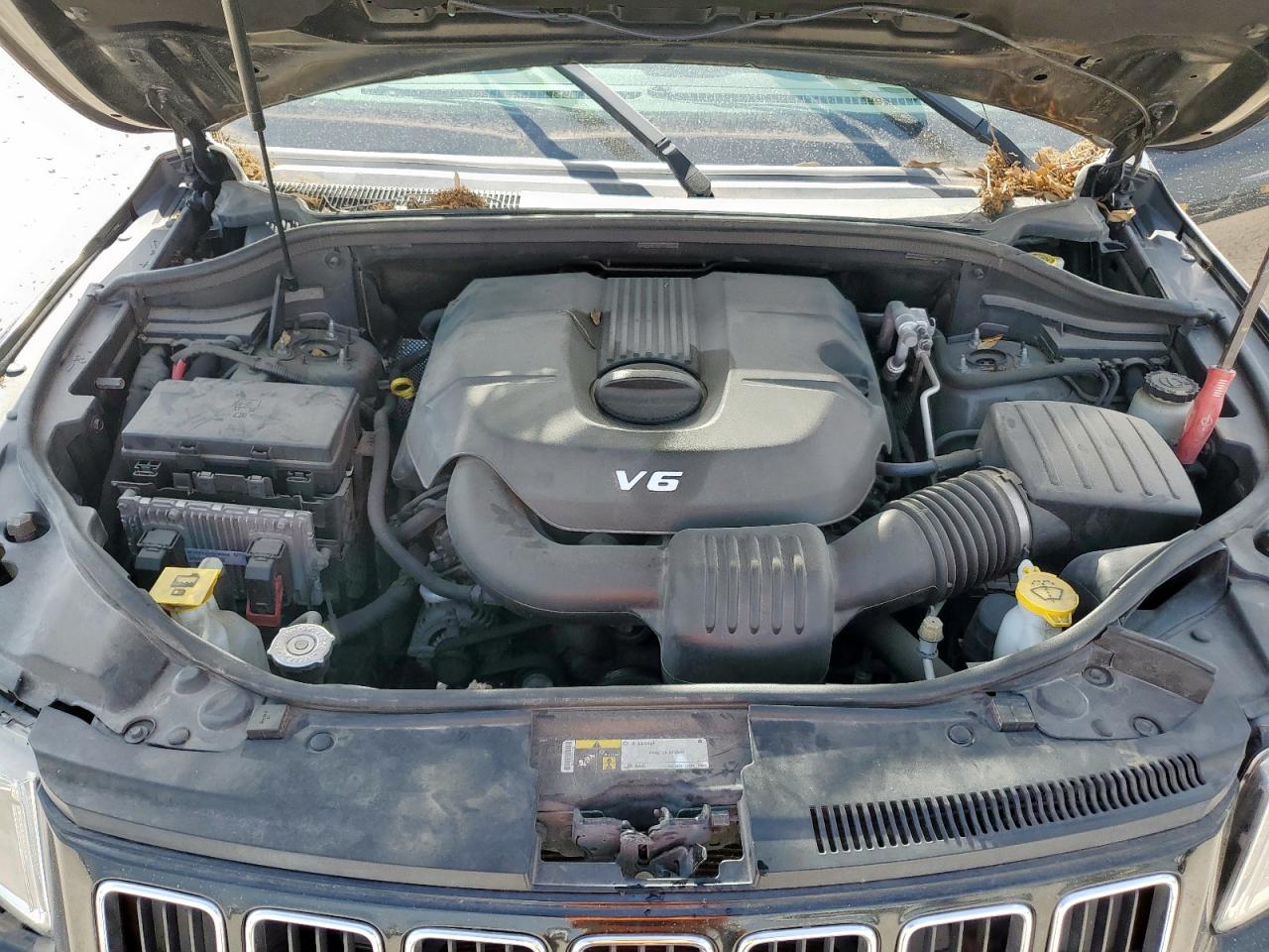 2015 Jeep Grand Cherokee Laredo VIN: 1C4RJEAG1FC125545 Lot: 57151665