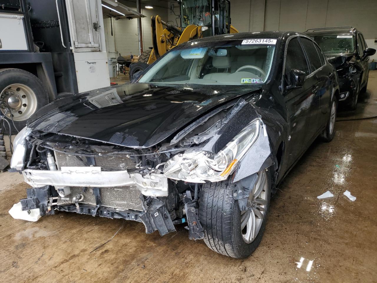 2015 Infiniti Q40