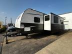 2019 Avenger 27Dbs продається в Wheeling, IL - Normal Wear