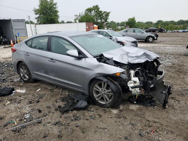  HYUNDAI ELANTRA 2017 Серебристый