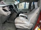 2017 Toyota Sienna  იყიდება Wheeling-ში, IL - Rear End
