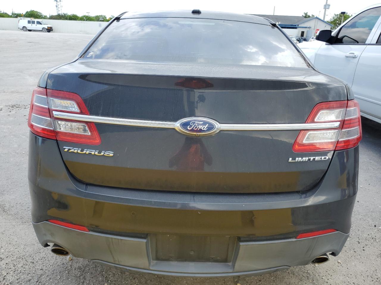 1FAHP2F83FG171869 2015 Ford Taurus Limited