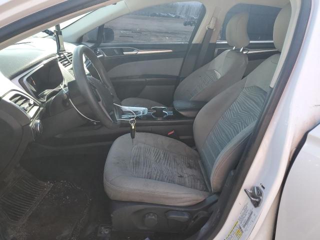  FORD FUSION 2016 Белый