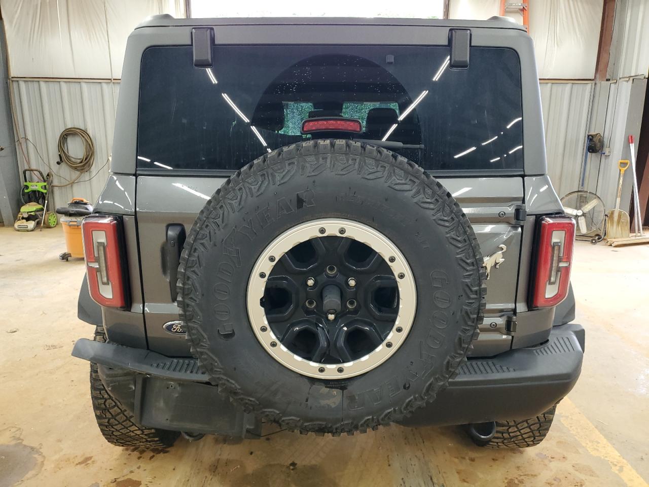 2021 Ford Bronco Base VIN: 1FMEE5DP9MLB06877 Lot: 57254245