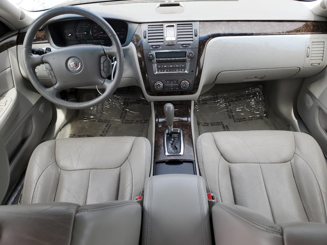 2008 Cadillac Dts VIN: 1G6KD57Y88U117015 Lot: 57112405