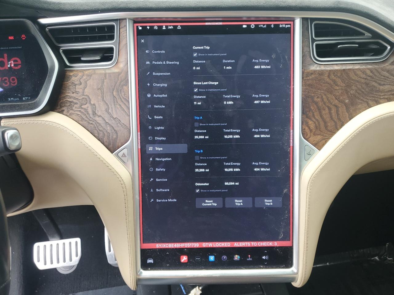2017 Tesla Model X VIN: 5YJXCBE48HF051739 Lot: 57266475