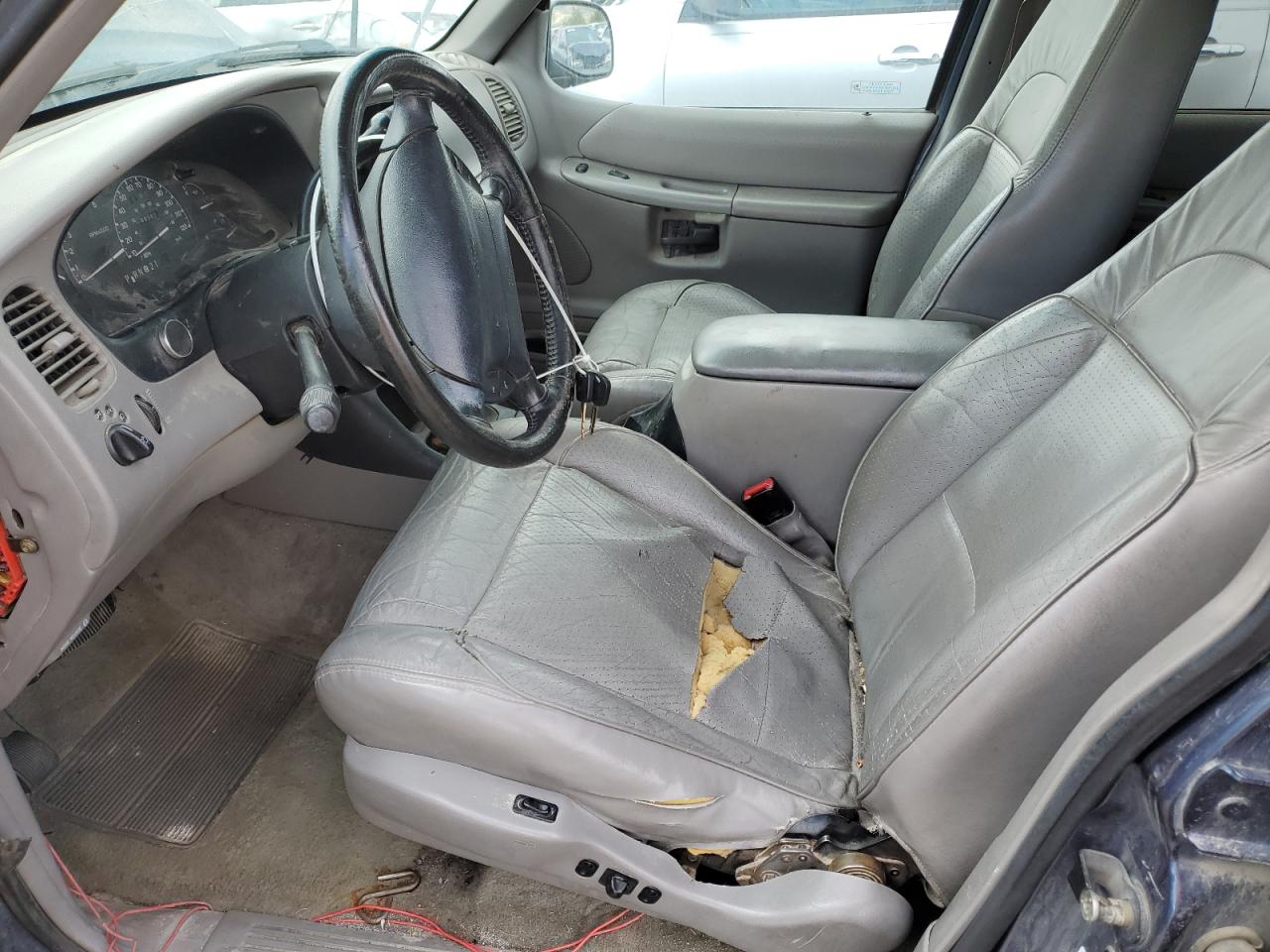 1998 Ford Explorer VIN: 1FMZU34E4WUB81684 Lot: 56475745