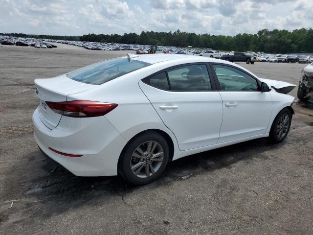 HYUNDAI ELANTRA 2018 Белый