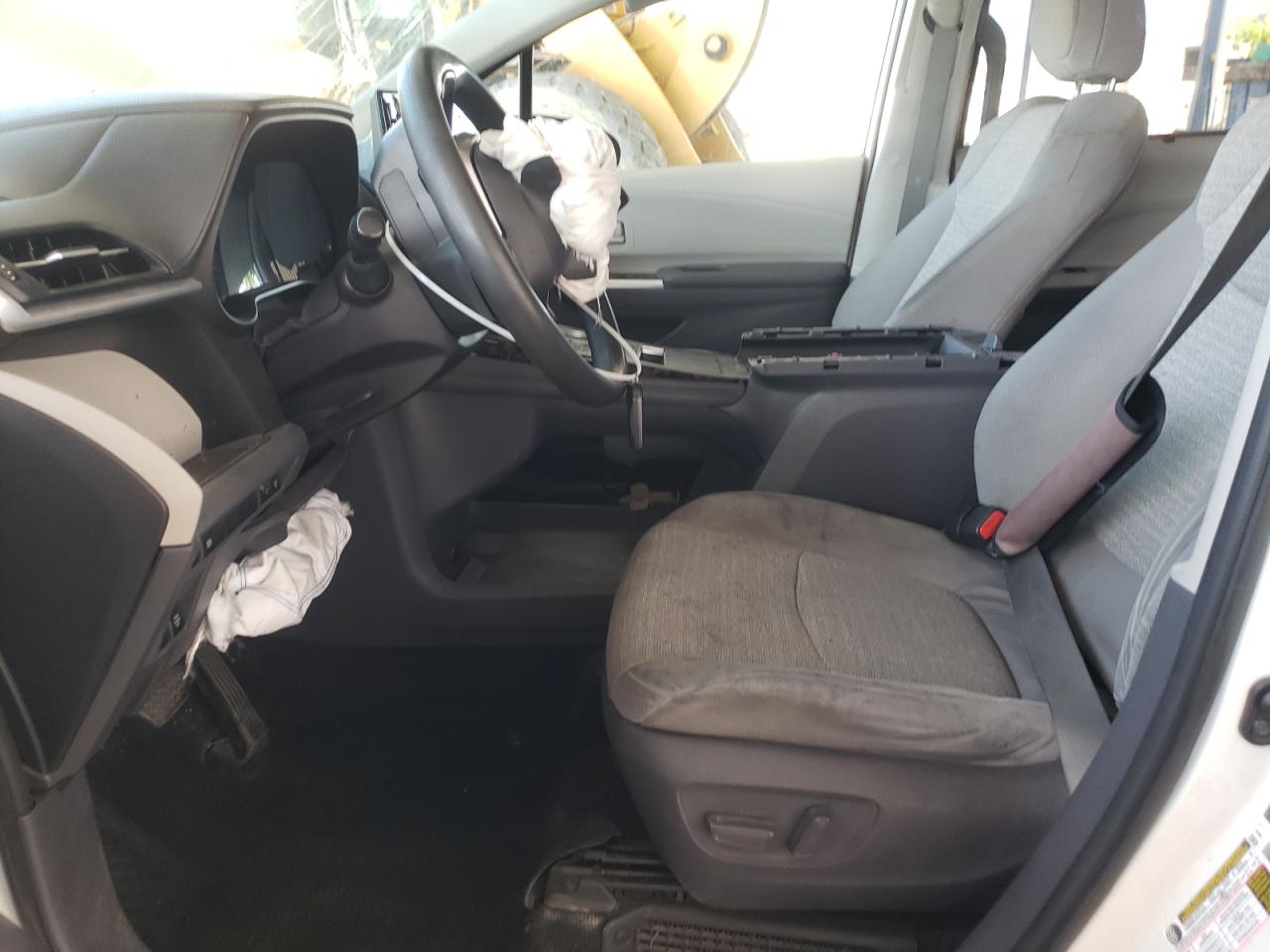 2021 Toyota Sienna Le VIN: 5TDKRKEC2MS022744 Lot: 57274815