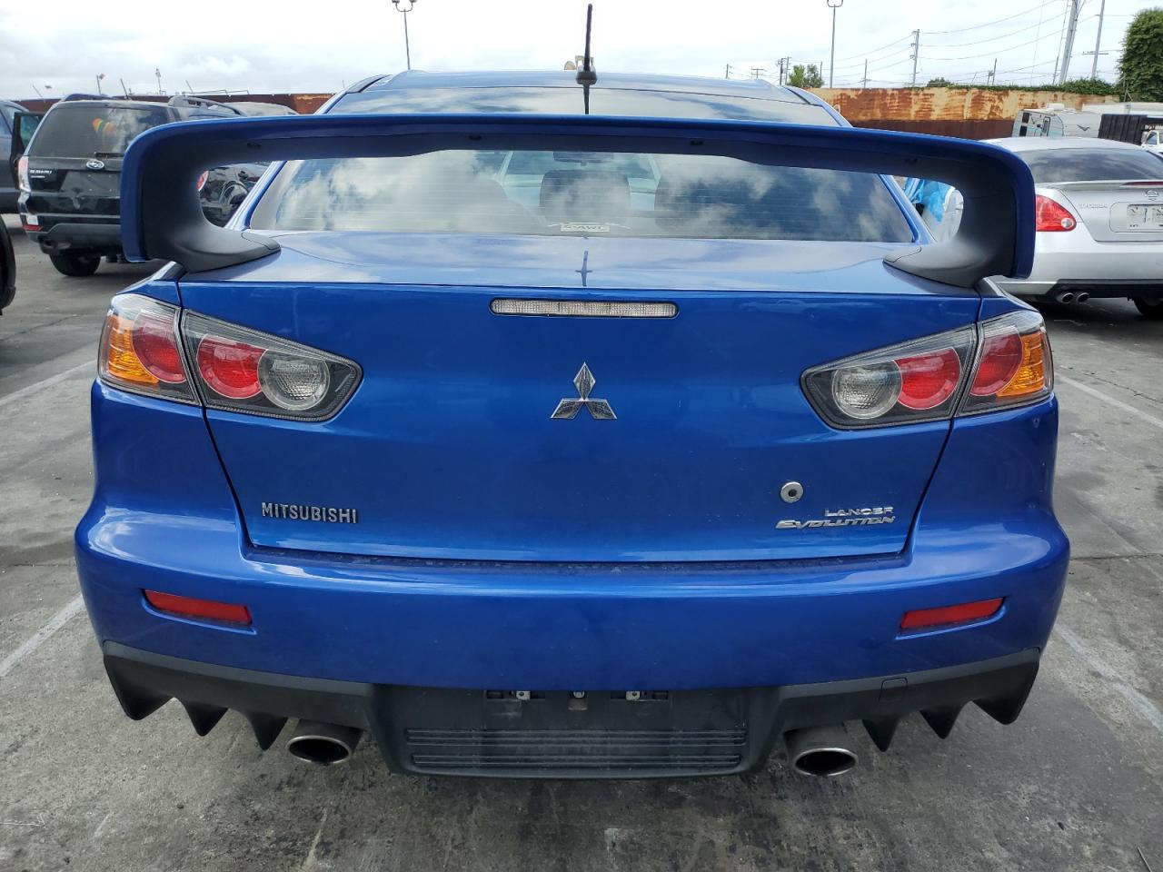2015 Mitsubishi Lancer Evolution VIN: JA32W7FV3FU028586 Lot: 56315375