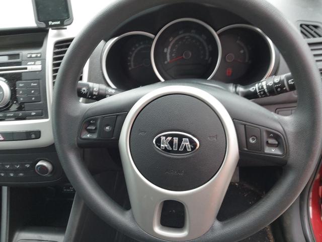 2016 KIA VENGA 1 IS