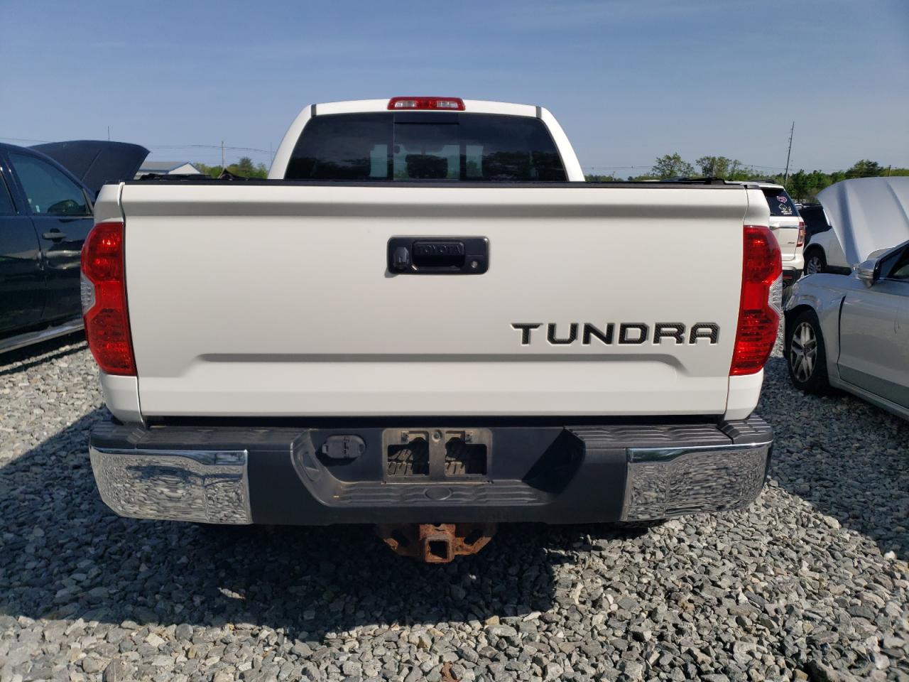 2014 Toyota Tundra Double Cab Sr VIN: 5TFUY5F19EX382633 Lot: 56853235