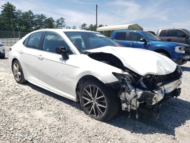  TOYOTA CAMRY 2021 Белы