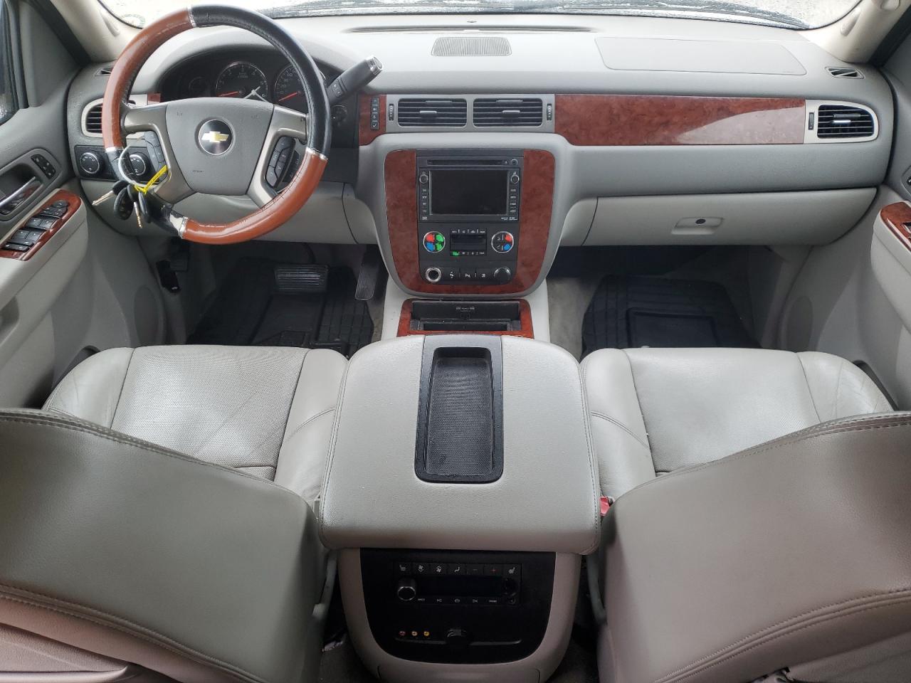 2010 Chevrolet Suburban K1500 Ltz VIN: 1GNUKKE34AR234205 Lot: 58444995