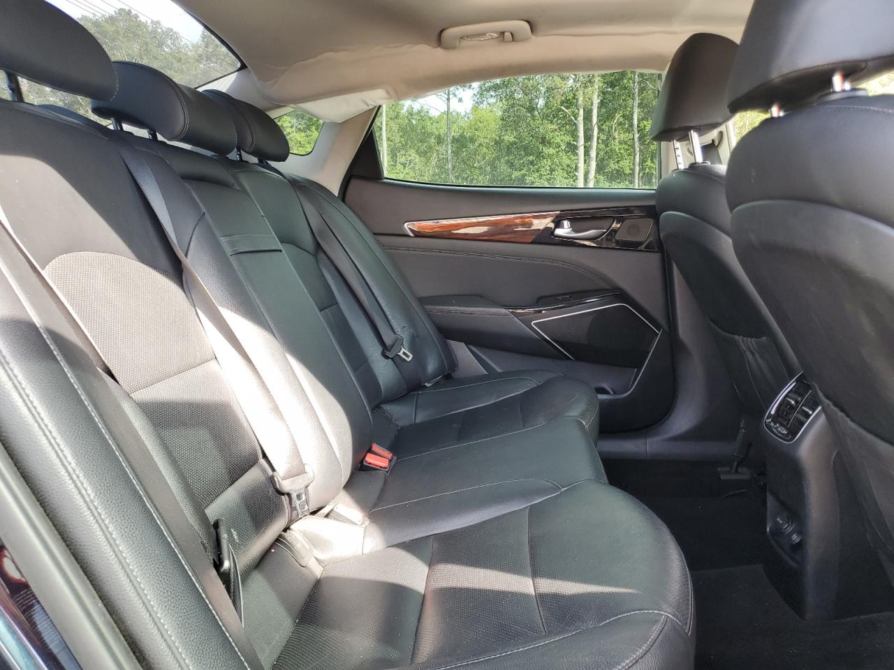 2017 Kia Cadenza Premium VIN: KNALC4J1XH5092832 Lot: 57102785