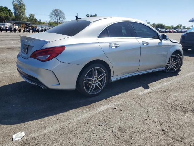  MERCEDES-BENZ CLA-CLASS 2018 Серебристый