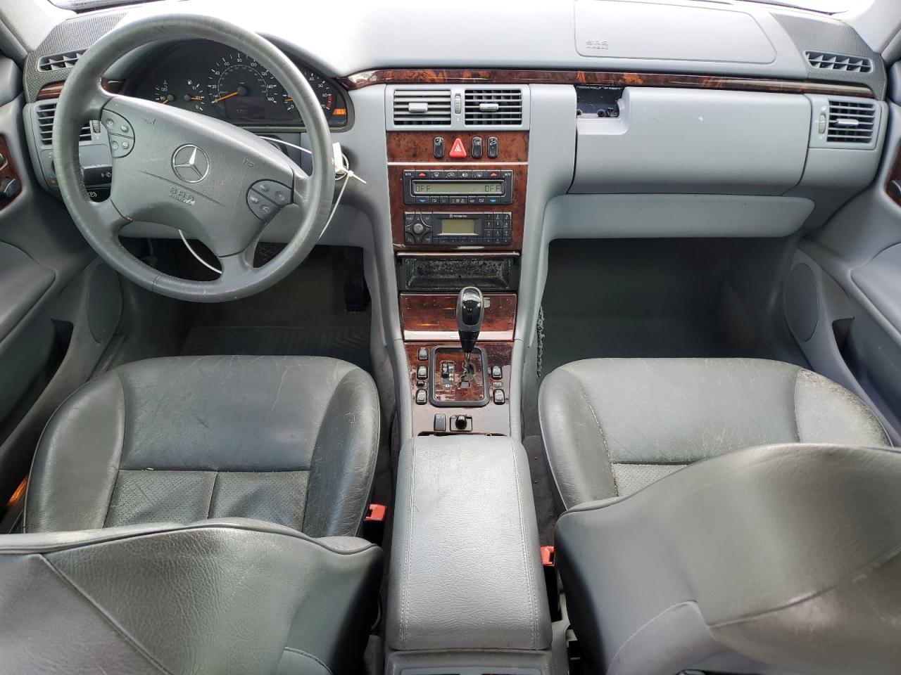 2001 Mercedes-Benz E 430 VIN: WDBJF70J21B240398 Lot: 58669245