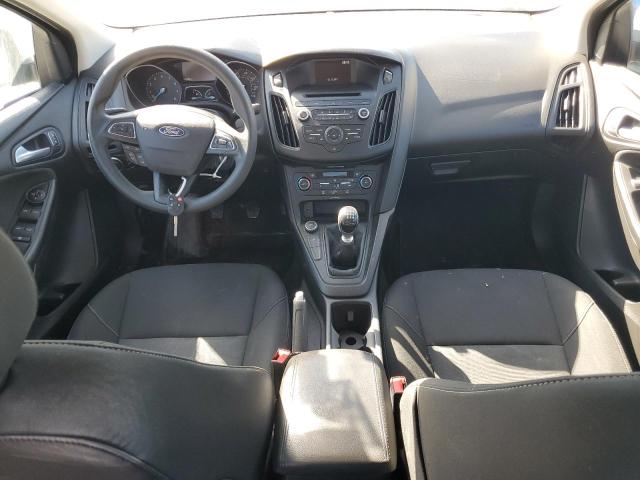  FORD FOCUS 2017 Srebrny