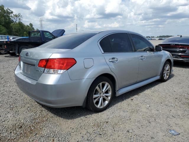  SUBARU LEGACY 2013 Srebrny