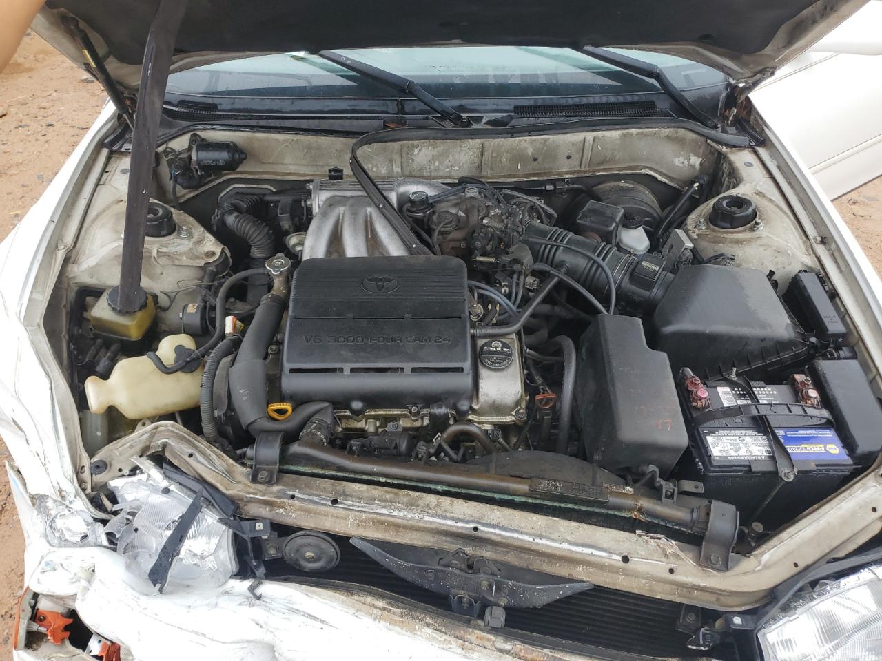1994 Toyota Camry Xle VIN: JT2GK13E8R0023702 Lot: 57822655