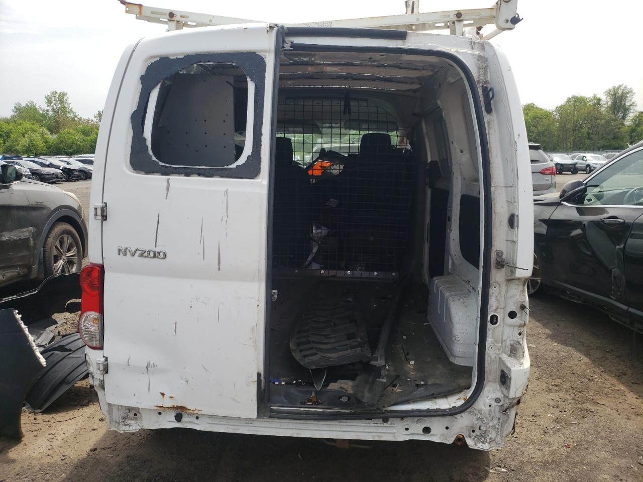 2015 Nissan Nv200 2.5S VIN: 3N6CM0KN3FK718599 Lot: 56354525