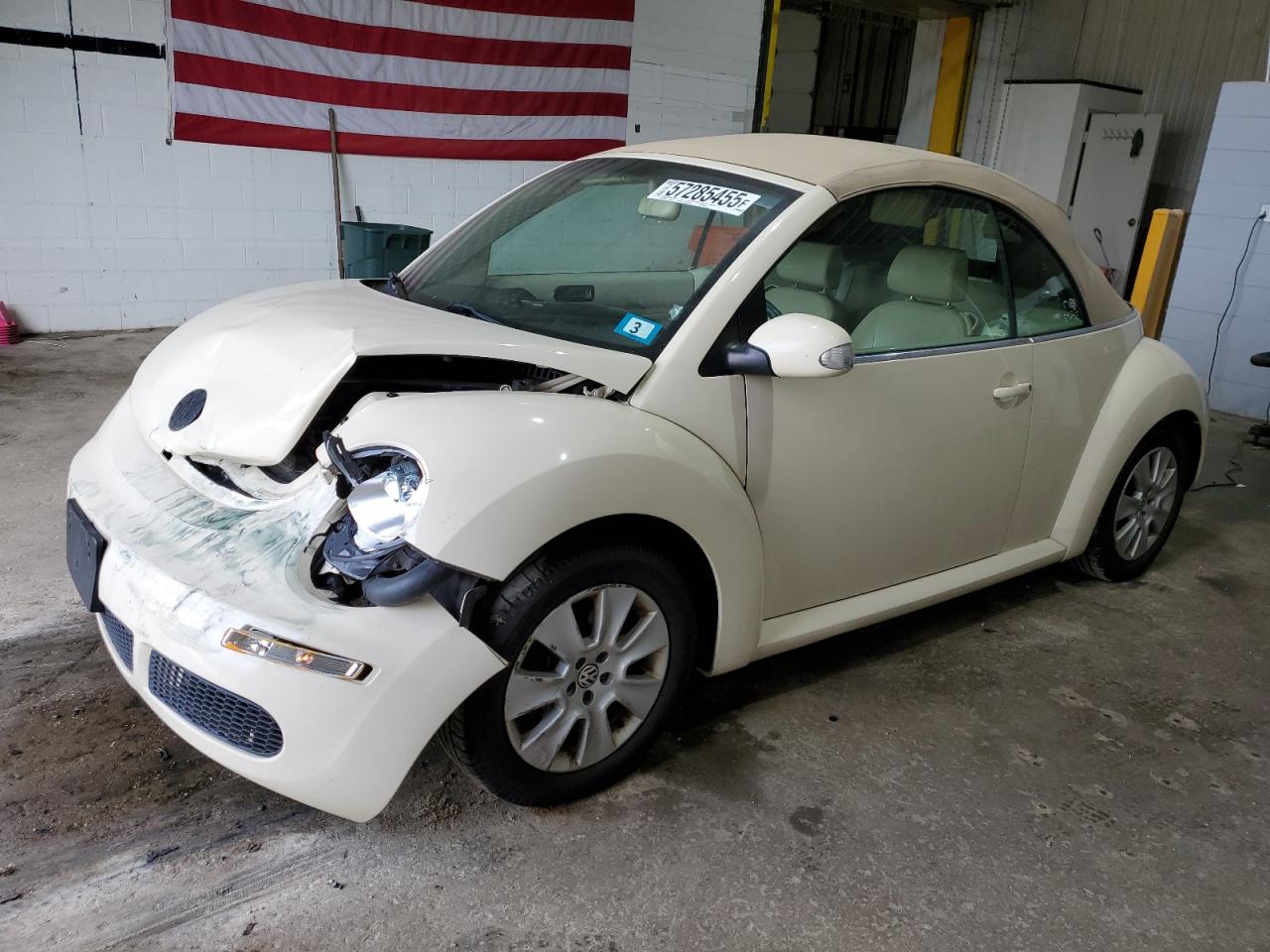 2009 Volkswagen New Beetle S for Sale in Candia, NH - Front End
