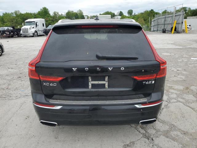  VOLVO XC60 2018 Czarny