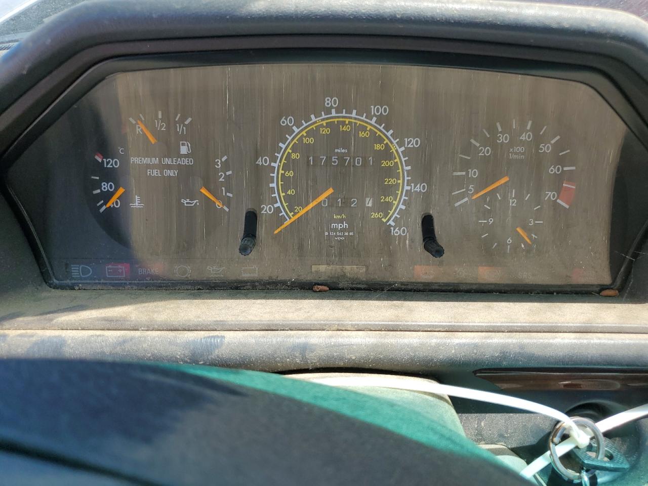 1994 Mercedes-Benz E 320 VIN: WDBEA32E7RC050885 Lot: 56667795
