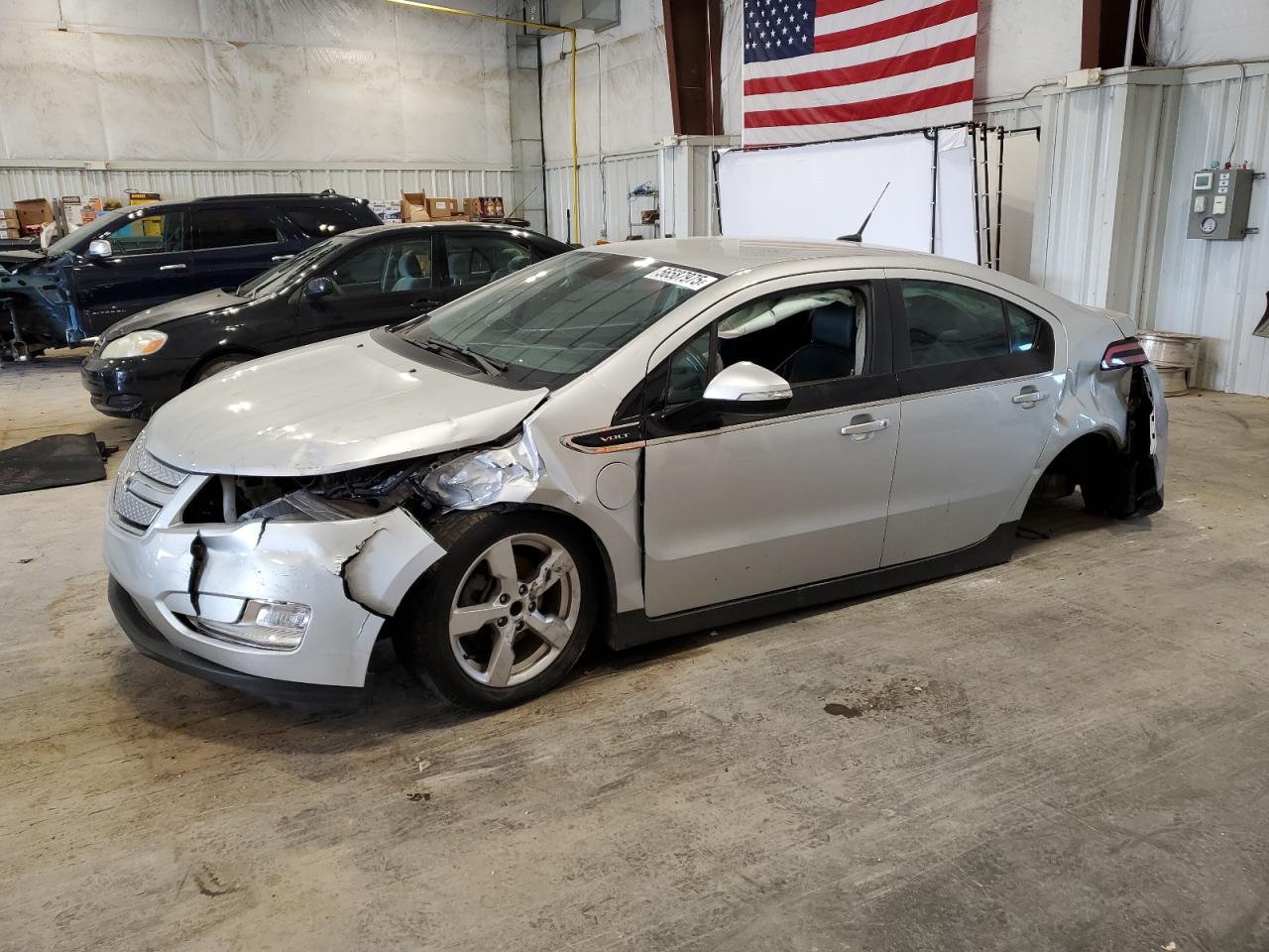 2013 Chevrolet Volt იყიდება Milwaukee-ში, WI - Front End