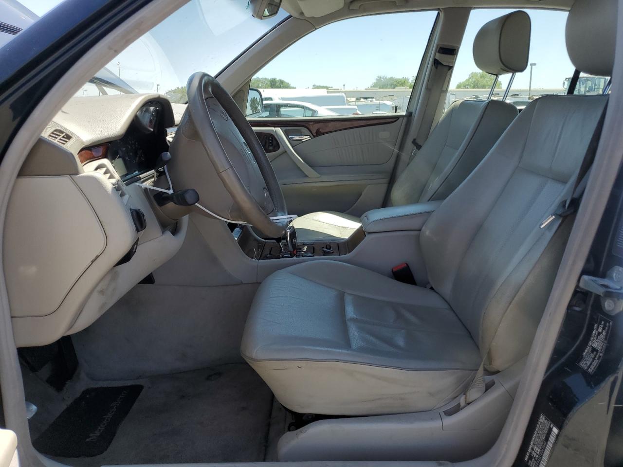 2001 Mercedes-Benz E 320 VIN: WDBJF65J21B343548 Lot: 57724805