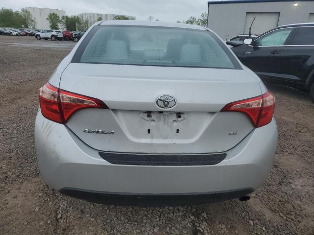  TOYOTA COROLLA 2017 Srebrny
