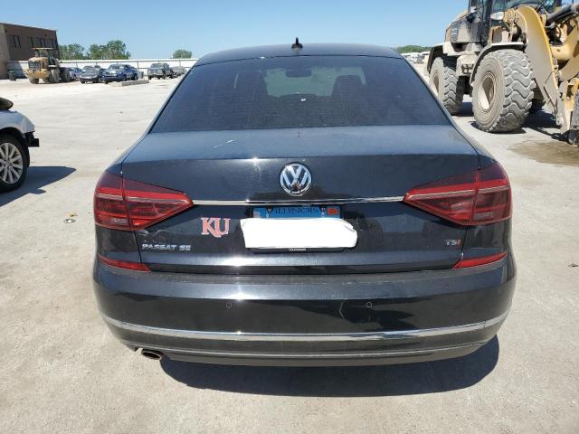  VOLKSWAGEN PASSAT 2017 Чорний