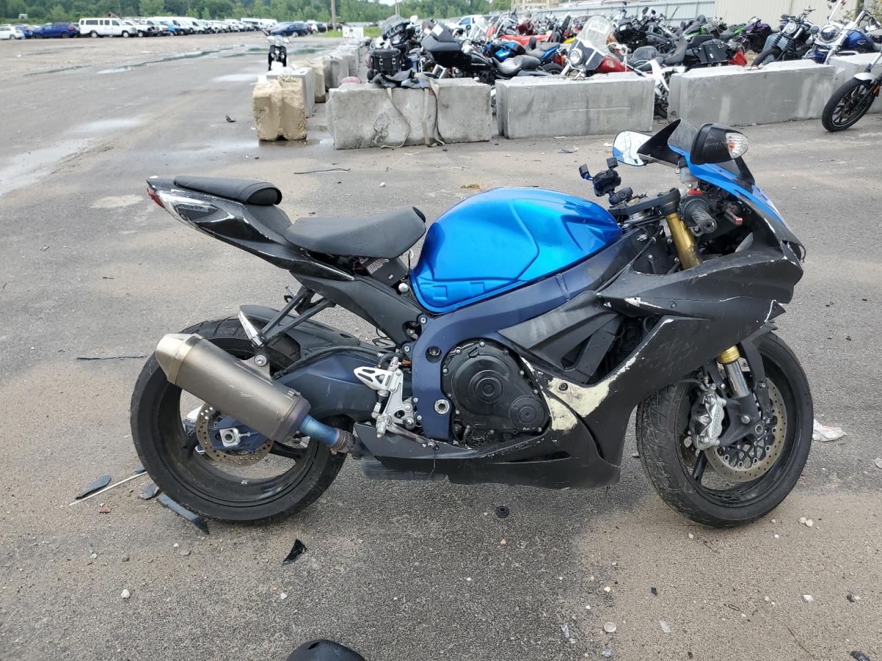 2012 Suzuki Gsx750  на продаже в Kansas City, KS - All Over