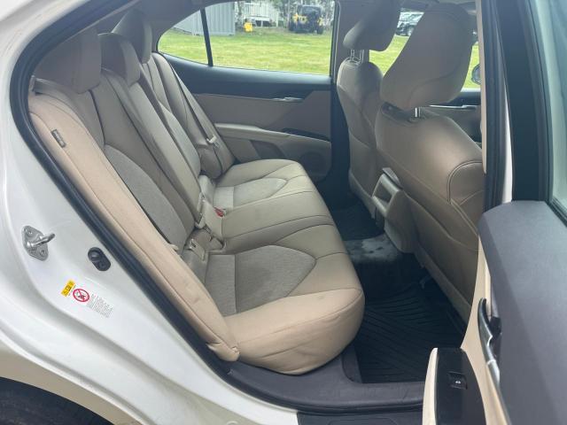  TOYOTA CAMRY 2018 Biały