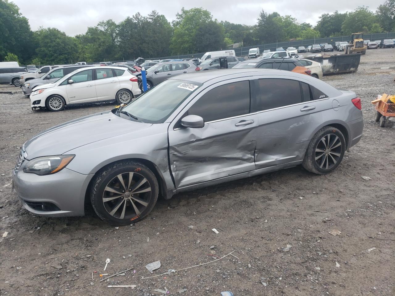 2013 Chrysler 200 Touring zu verkaufen in Madisonville, TN - Side