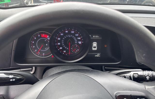 HYUNDAI ELANTRA 2023 Красный