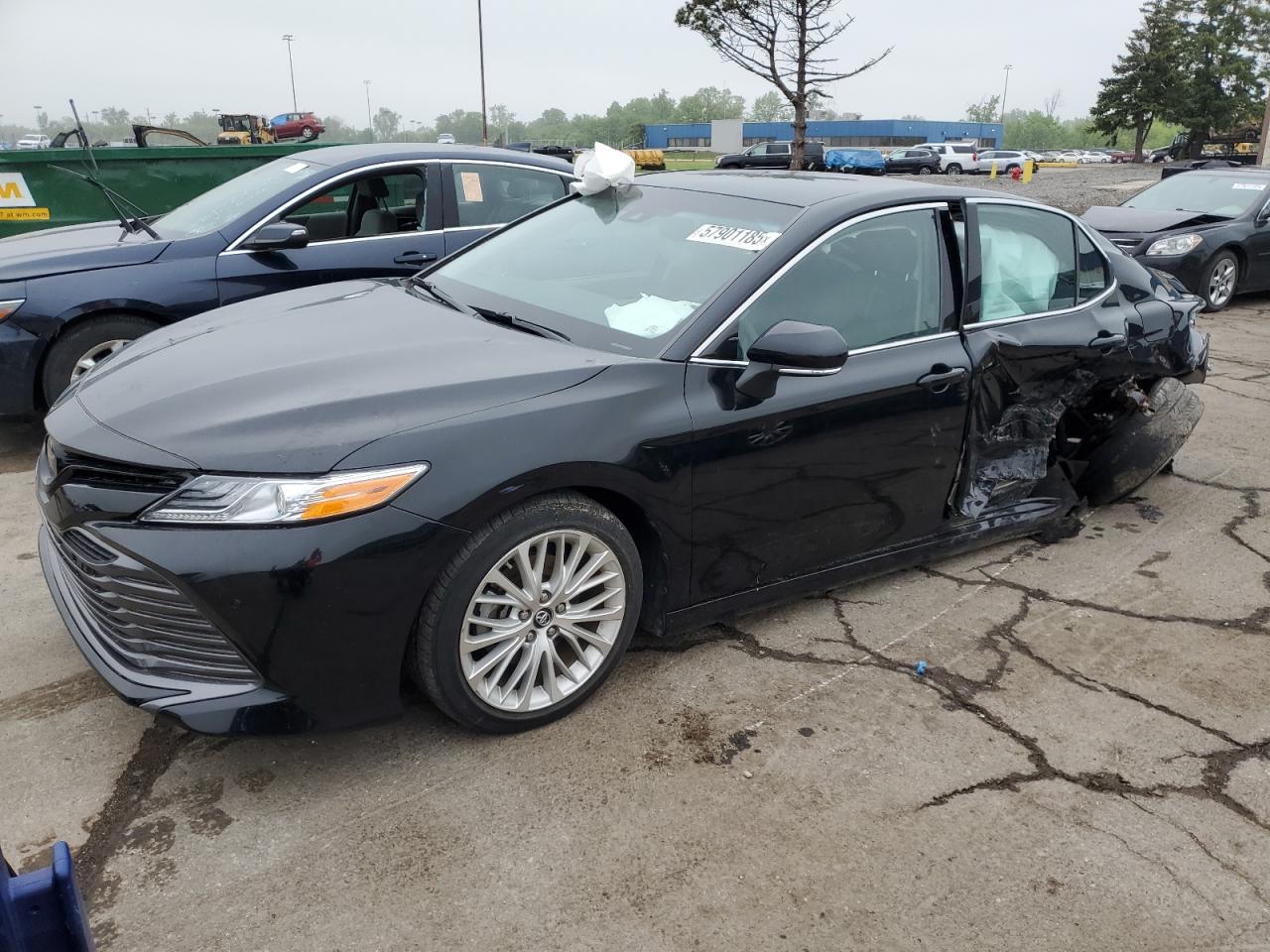 2018 Toyota Camry L იყიდება Woodhaven-ში, MI - Side
