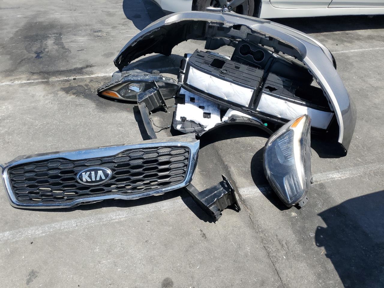 2019 Kia Sorento L VIN: 5XYPG4A34KG503974 Lot: 57436815